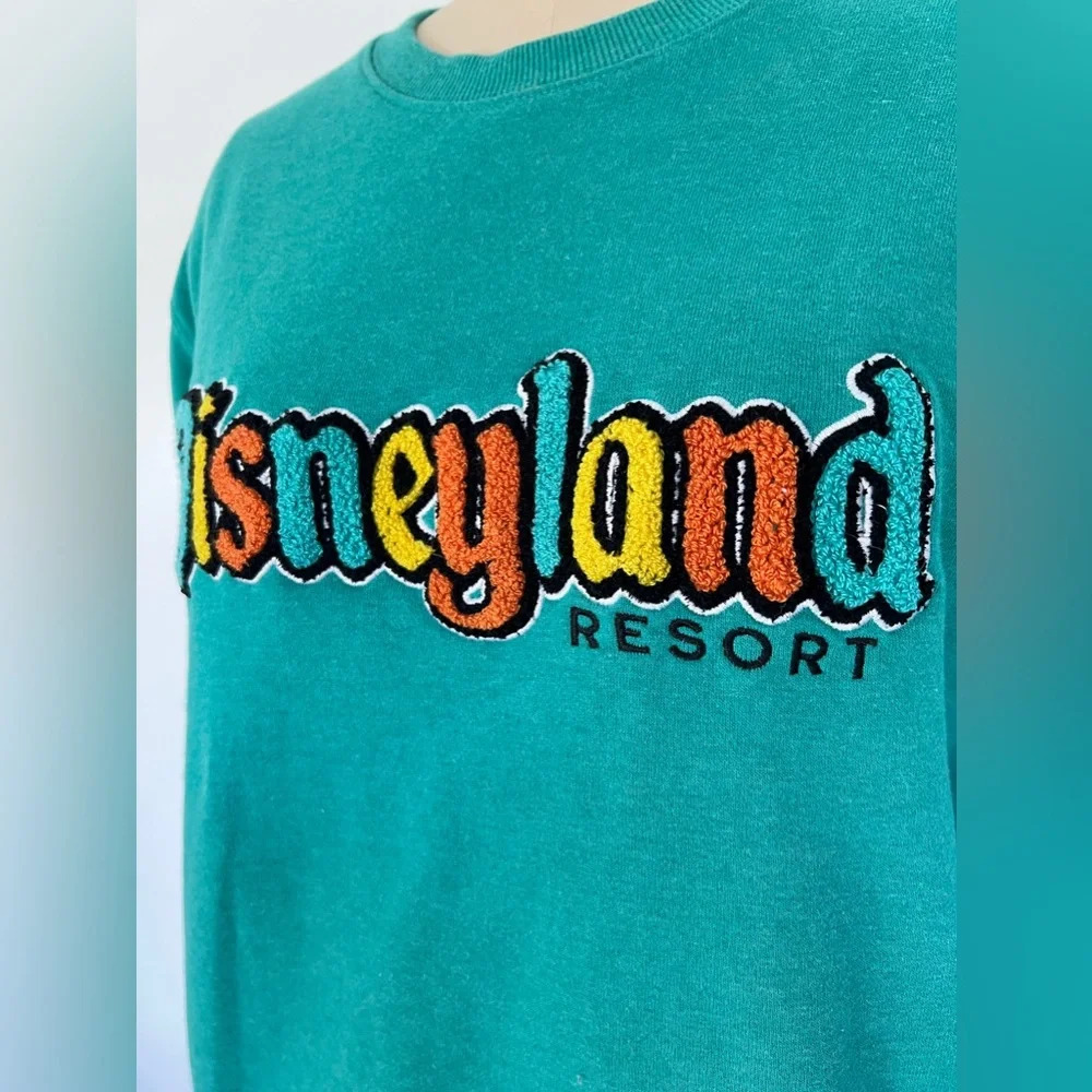 Disneyland Resort Disney teal green sweatshirt sweater long sleeve lounge top M - Picture 2 of 10